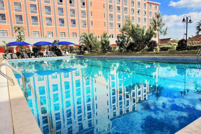 Golden Peacock Hotel Blantyre