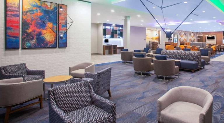 La Quinta Inn & Suites by Wyndham Oxford — photo 4