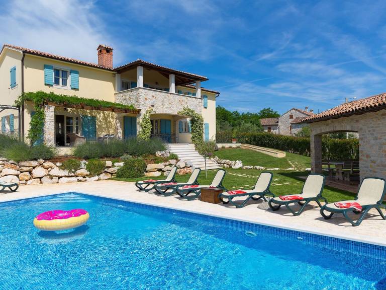 Ferienhaus Frankovići