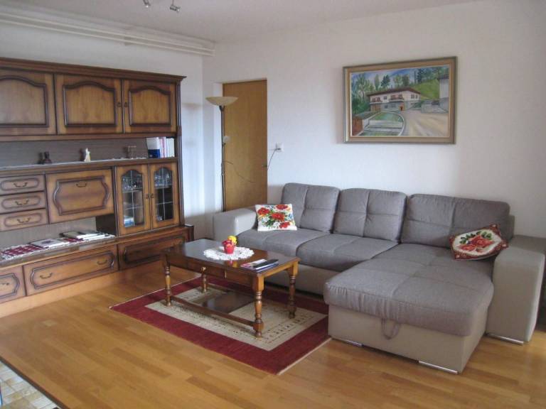 Pleasant rental apartment with garden | Mountain view | Pet-friendly — photo 4