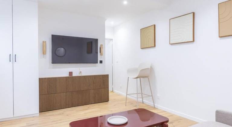 Holiday apartment | Near Moulin Rouge in Gennevilliers