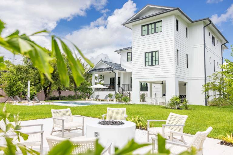 Brand New Build Larkshine House - Pool — photo 3