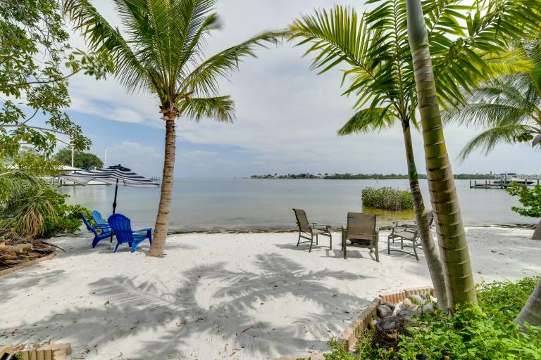Private Beach Outdoor Oasis Home in St Pete