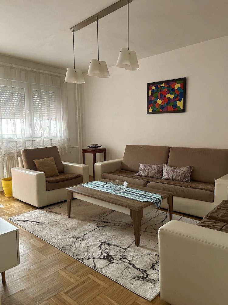 Ferielejlighed  Bregu i Diellit