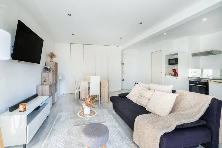 Apartment | City view | Close to the beach | Pets allowed — photo 4