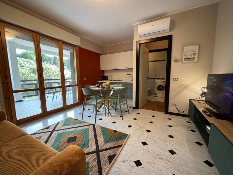 Apartment with terrace — photo 3