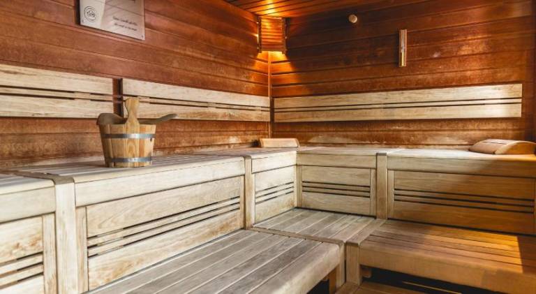 Rental apartment with yard, pool & sauna | Pet-friendly — photo 4