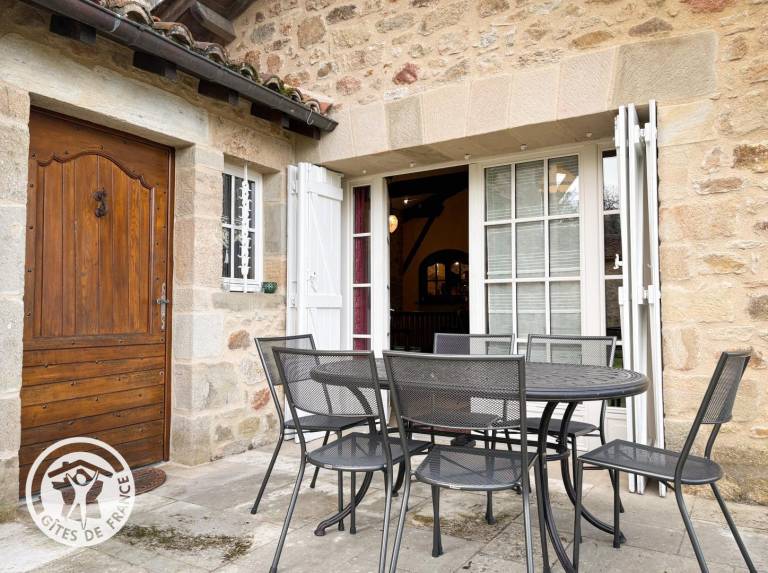 Gite with heated pool, BBQ & garden | Pets allowed — photo 4