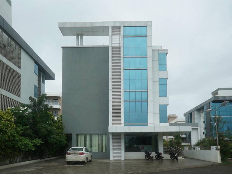 OYO 16354 Hotel Sai Srushti in Rahata