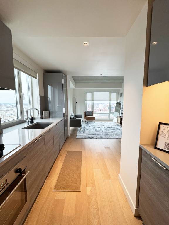 Apartment  Highland Park