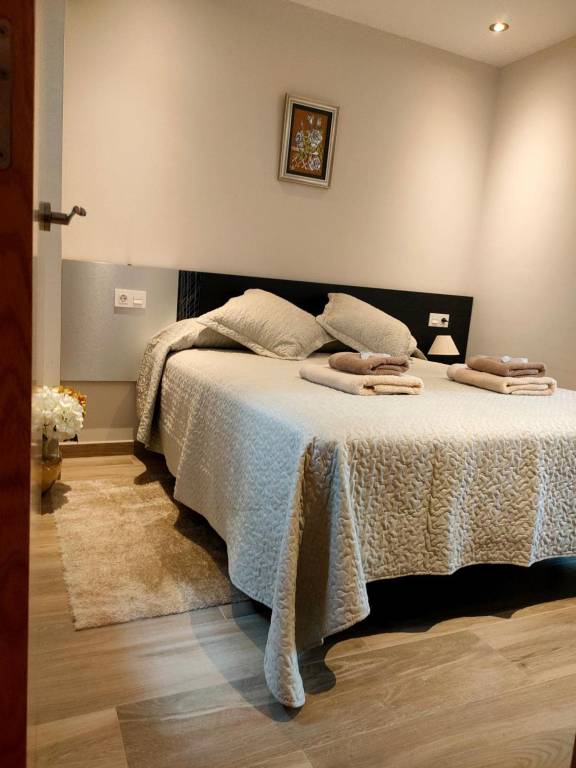Fully equipped nice vacation home with yard, patio & fast internet | Garden view | Suitable for remote work | Pet-friendly in Cangas de Onís