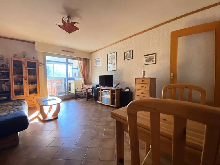 Estoril Residence - Apartment 1 bright bedroom, 150 m from the beach, all on foot... — photo 2
