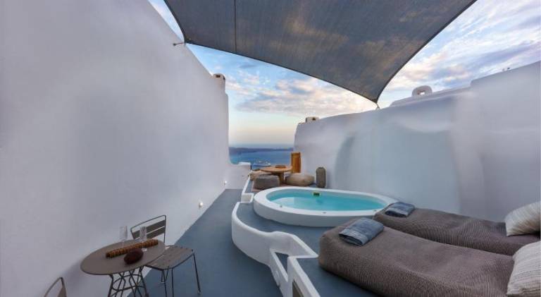 Villa with hot tub | Pet-friendly — photo 4