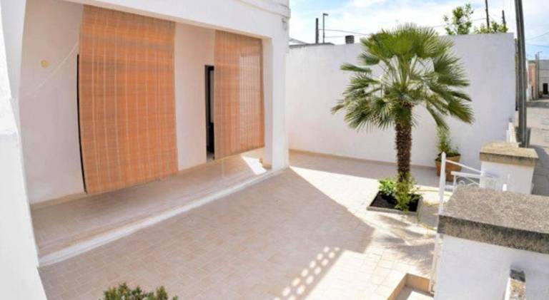 House with 2 rooms for 4 persons in Morciano di Leuca