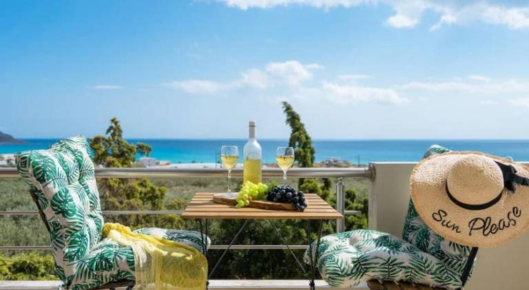 House with BBQ, terrace & garden | Close to the beach | Pet-friendly in Ierapetra