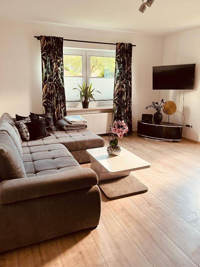Ferienwohnung mit Stellplatz und Garten 48 qm