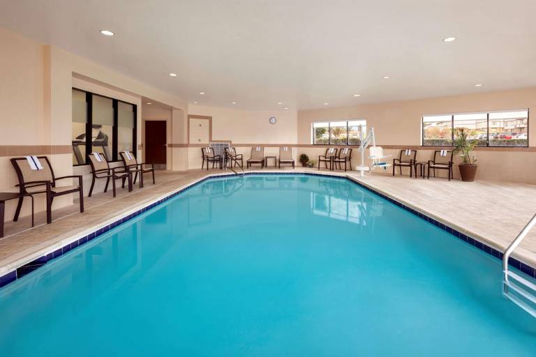 Hampton Inn & Suites Frederick-Fort Detrick — photo 4