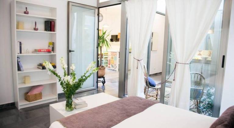BEAUTIFUL SILENT APARTMENT Private Parking in Seville