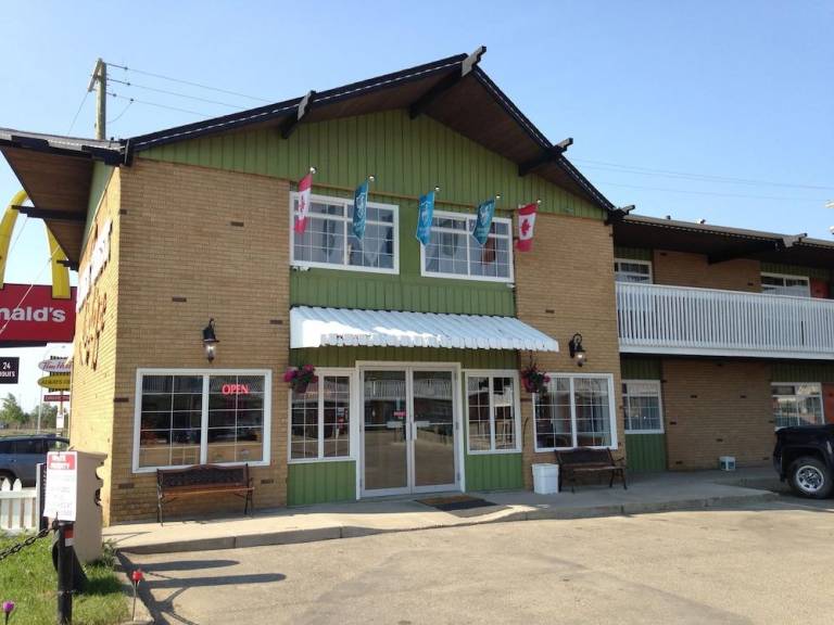 Silver crest lodge — photo 3