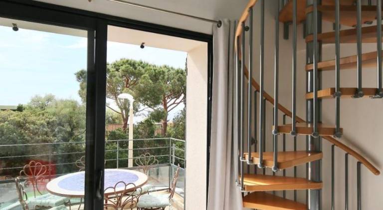 Rental apartment with 2 rooms for 5 persons — photo 4