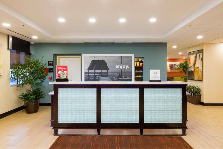 Hampton Inn Daytona Beach/Beachfront — photo 5