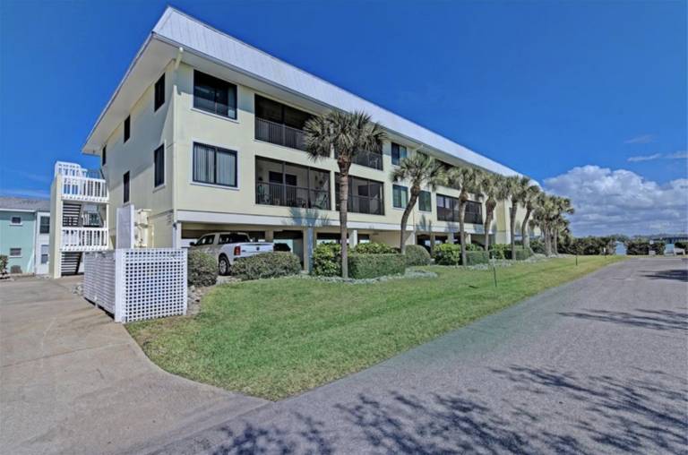 Condo  Anna Maria