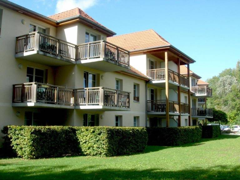 Holiday apartment with sauna, pool & patio — photo 3