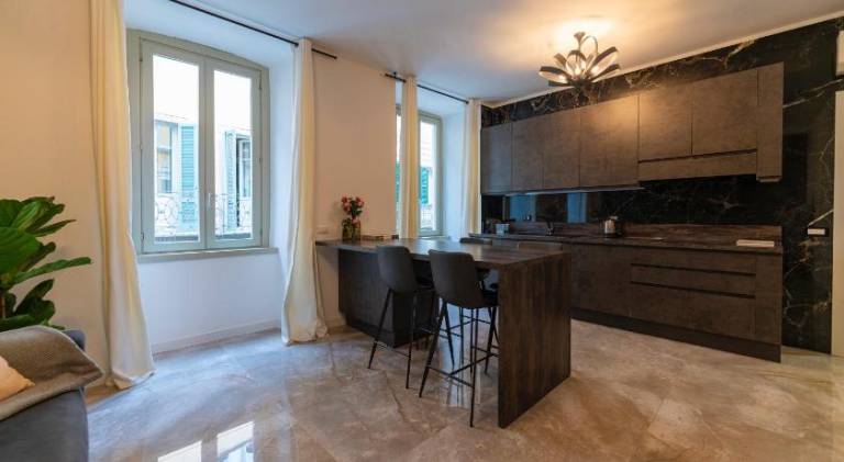 Holiday apartment with jacuzzi — photo 4