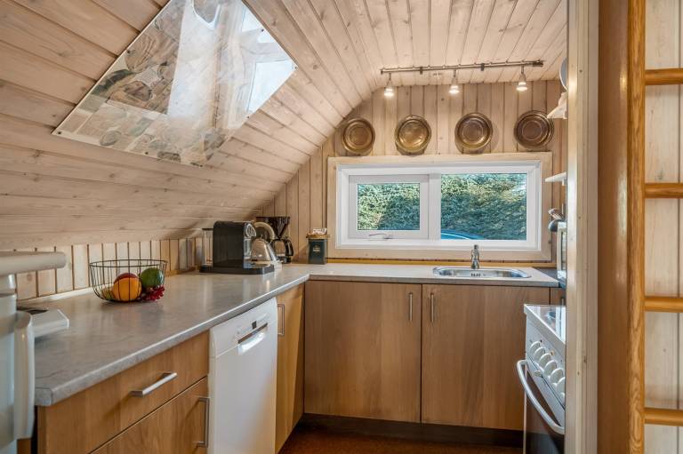 Vacation home with terrace — photo 4