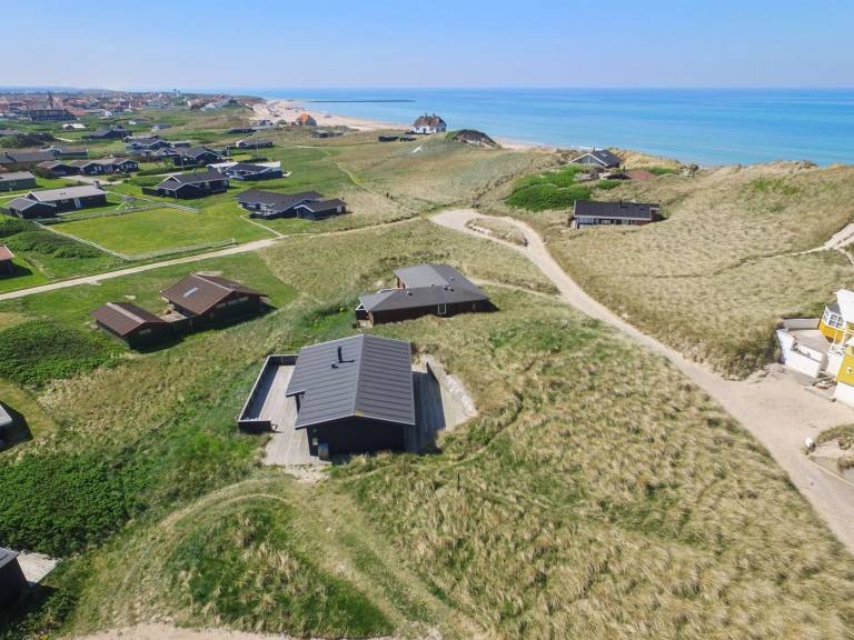 Vacation home with terrace — photo 5