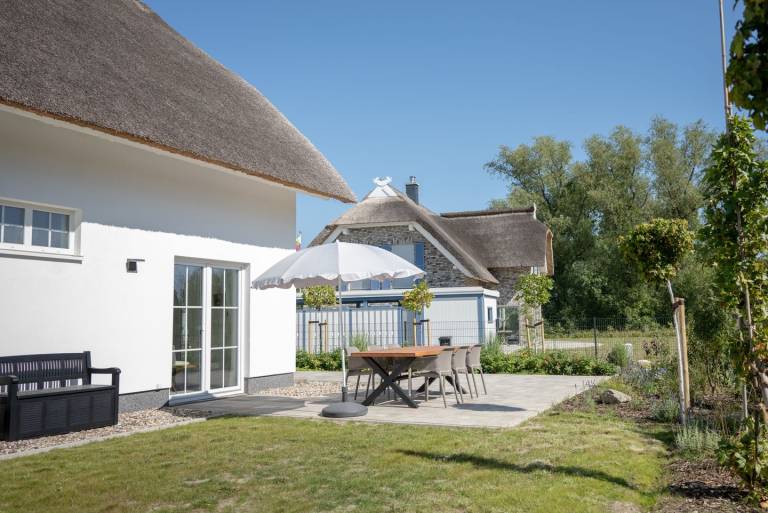 Hus in de Sünn – Reetdach-Ferienhaus am Hafen Puddemin | Rügen — photo 3