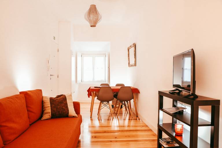 Apartment with patio & garden | Near São Jorge Castle | Pets are welcome — photo 3