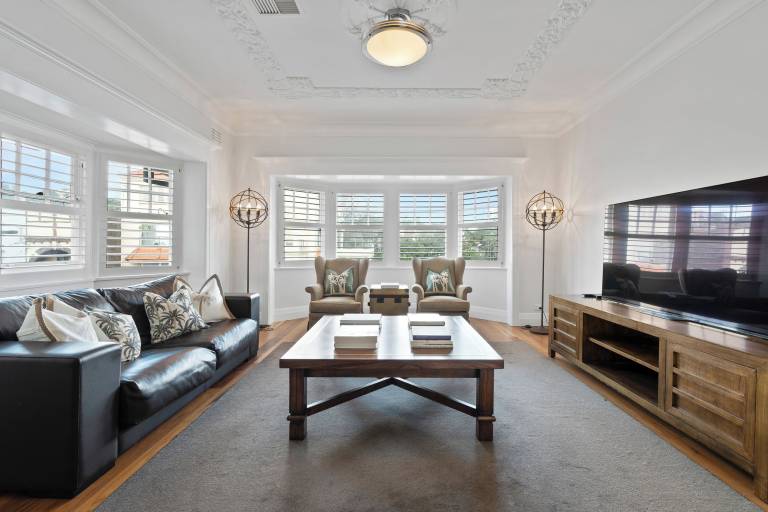 Apartment St Leonards