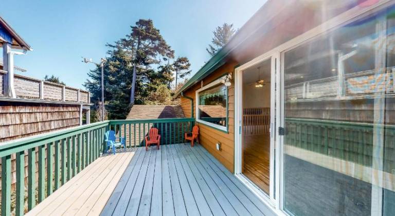 Vacation home | Close to the beach | Pets allowed — photo 3