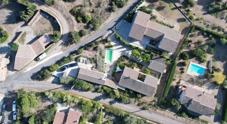 200 m&sup2; Ferienhaus