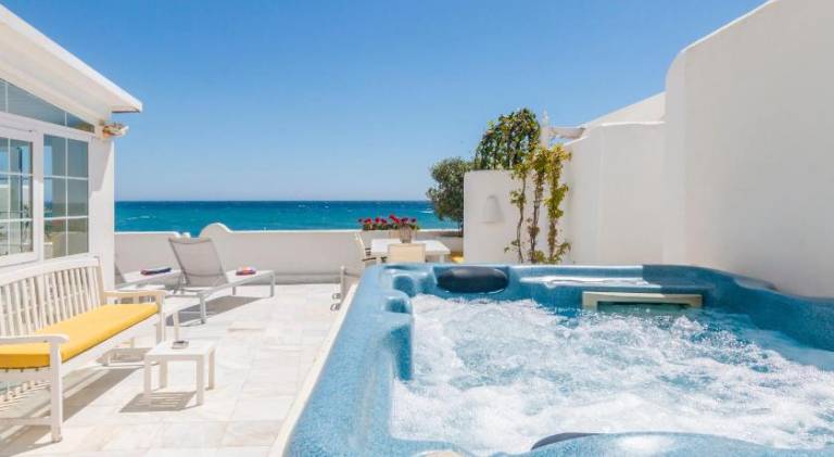 Lovely rental apartment with jacuzzi | Next to the beach | Dogs allowed in Marbella