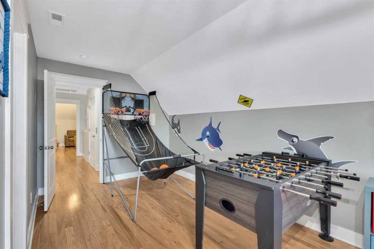 Vacation home with barbeque — photo 3