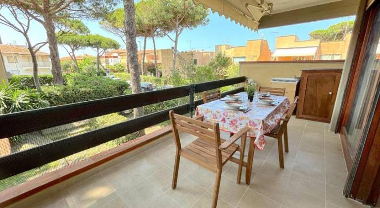 Holiday apartment with 1 room for 4 persons in Castiglione della Pescaia