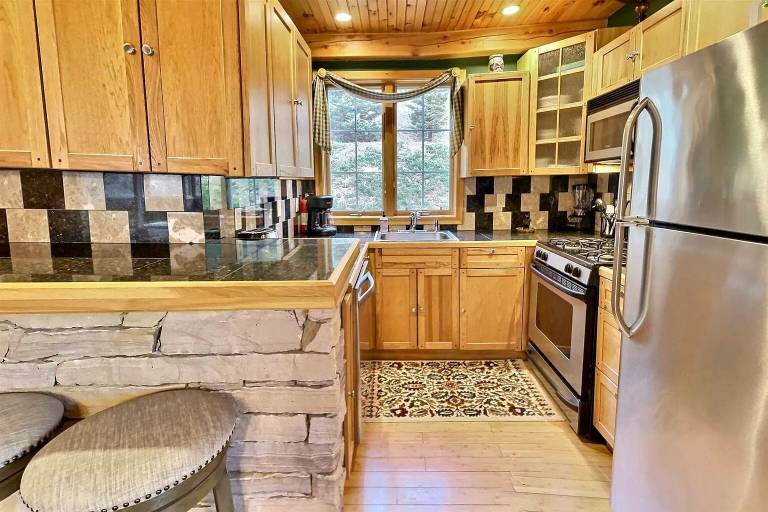 Cabin  Newbury