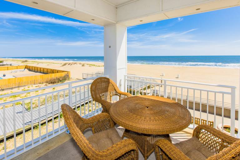 Condo  Sandbridge