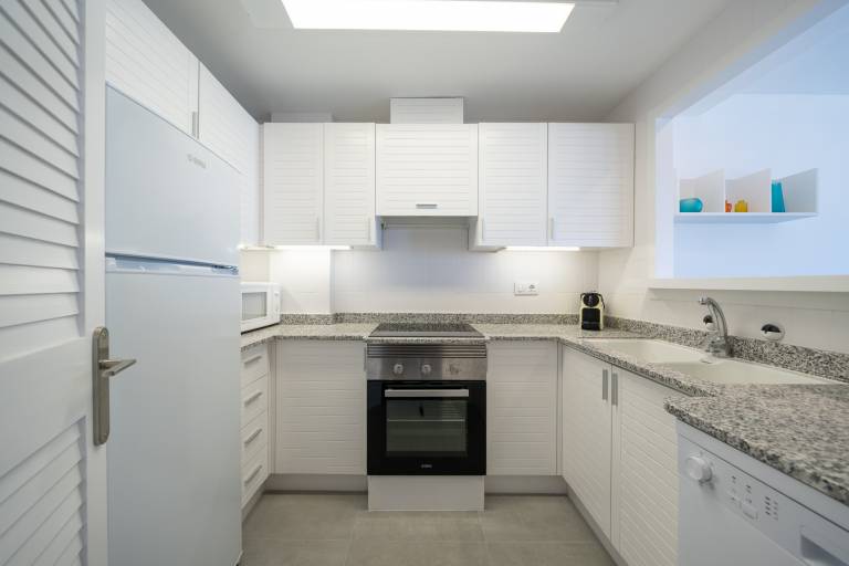 Fully equipped wonderful rental apartment with terrace | Close to the beach | Pet-friendly — photo 5