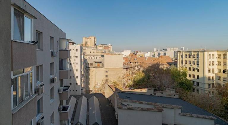 Holiday apartment | Near Stavropoleos Monastery — photo 5
