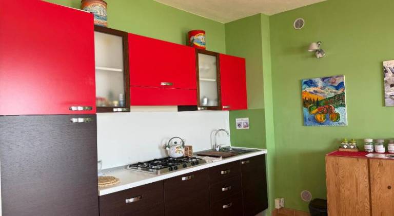 Rental apartment with patio | Pet-friendly — photo 4