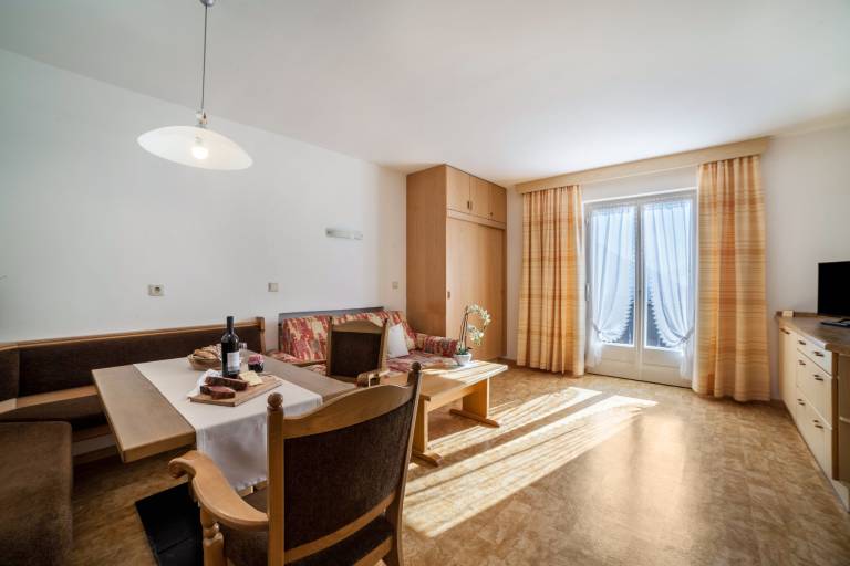 Rental apartment with garden | Mountain view | Pets allowed in San Leonardo in Passiria