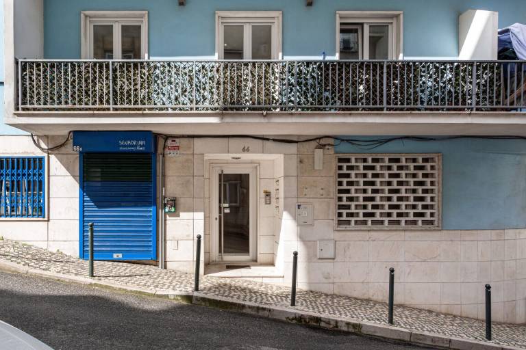 Apartment  Ajuda