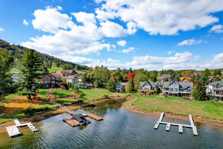 Lakefront with dock pickleball renovated Fab
