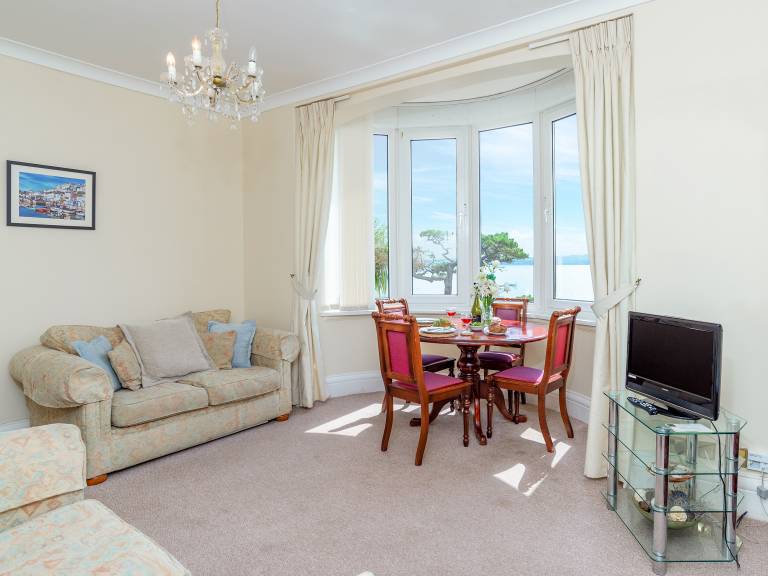 Child-friendly beautiful holiday apartment with terrace & yard | Beach view | Dogs allowed — photo 5