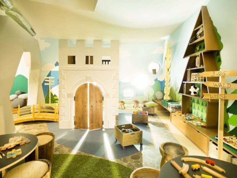 Apartment with terrace — photo 3