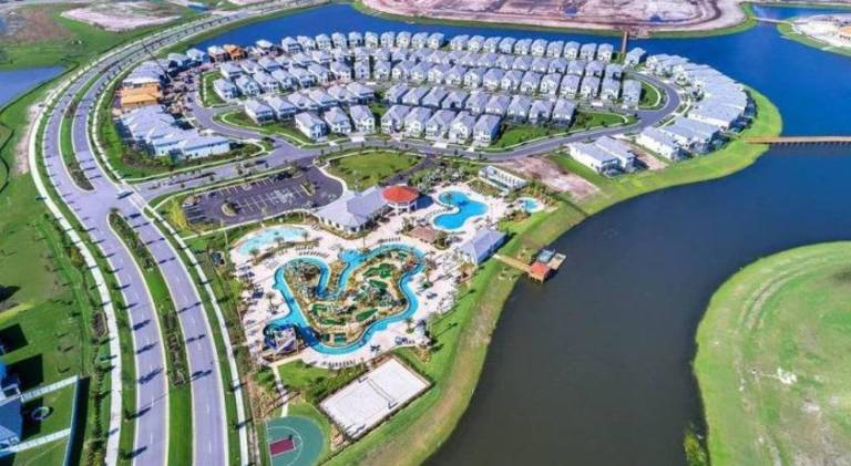 Apartment with pool | Suitable for remote work | Dogs allowed in Lake Buena Vista, FL