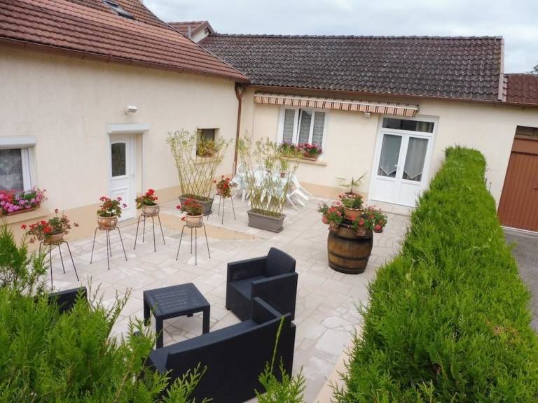 Bed & Breakfast  Langres